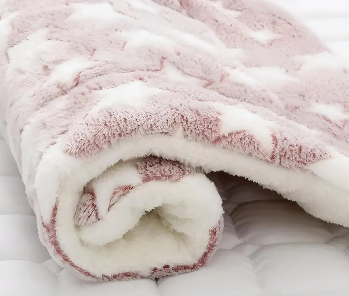 Soft Coral Sleeping Pet Blanket - Cool Gear Pro